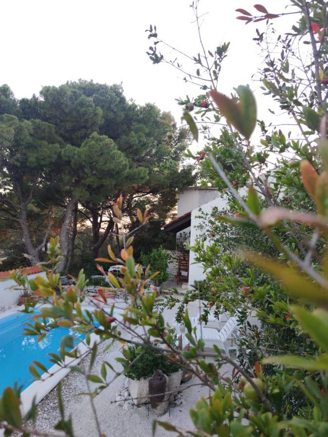 Vacation House Milka Milna  Bagian luar foto