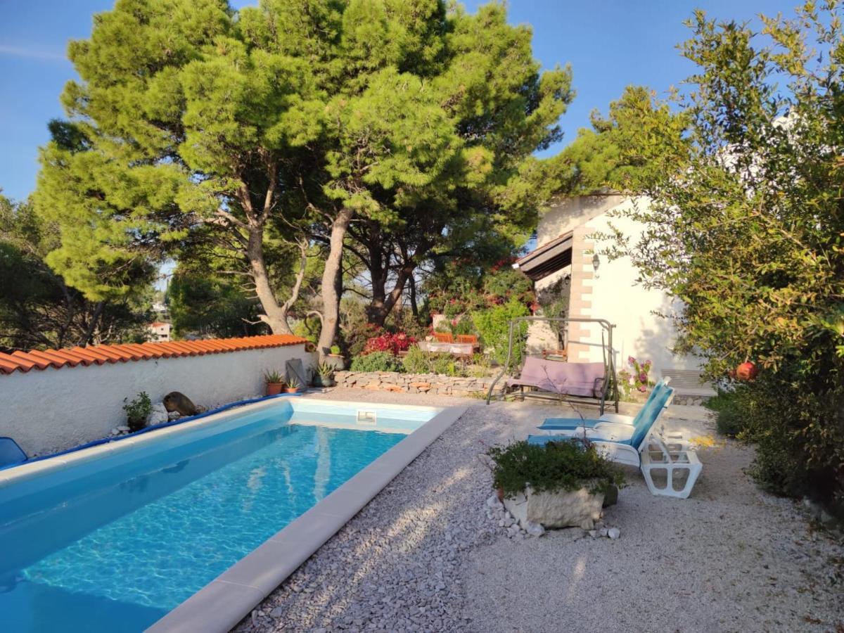 Vacation House Milka Milna  Bagian luar foto