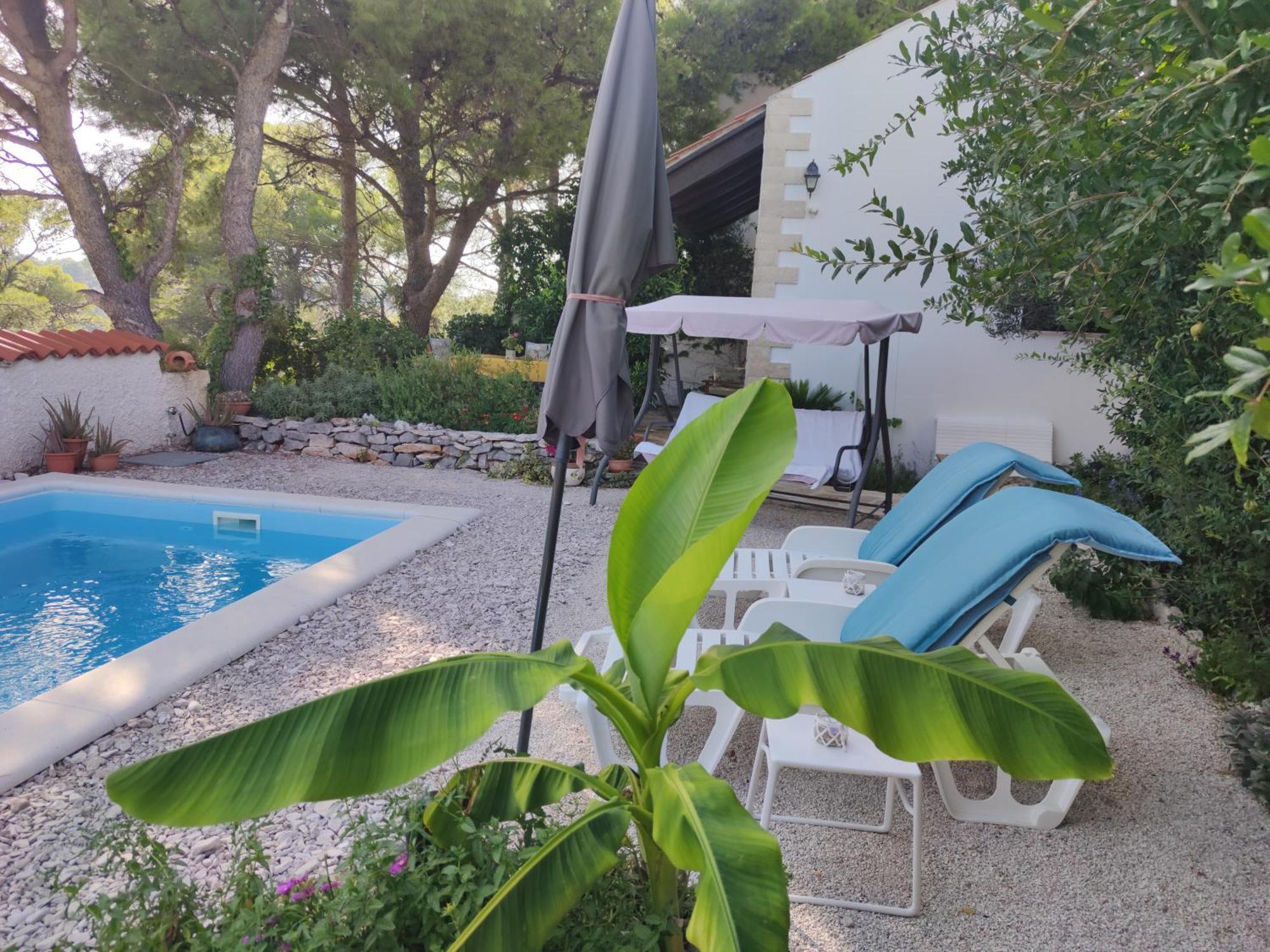 Vacation House Milka Milna  Bagian luar foto